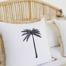 Load image into Gallery viewer, Little Cove Living