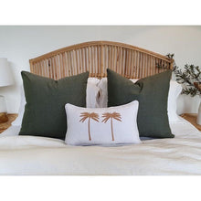 Load image into Gallery viewer, Little Cove Living