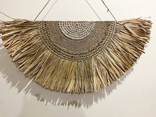 Load image into Gallery viewer, TAMAN WALL PLATES SHELL WALL DECOR