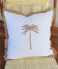 Load image into Gallery viewer, Little Cove Living