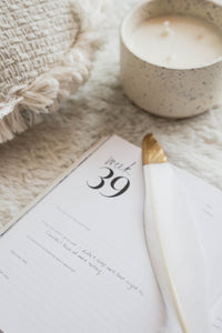 White Coco Feather Pen