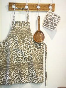 BIG CAT APRON