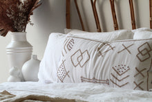 Load image into Gallery viewer, Little Cove Living

