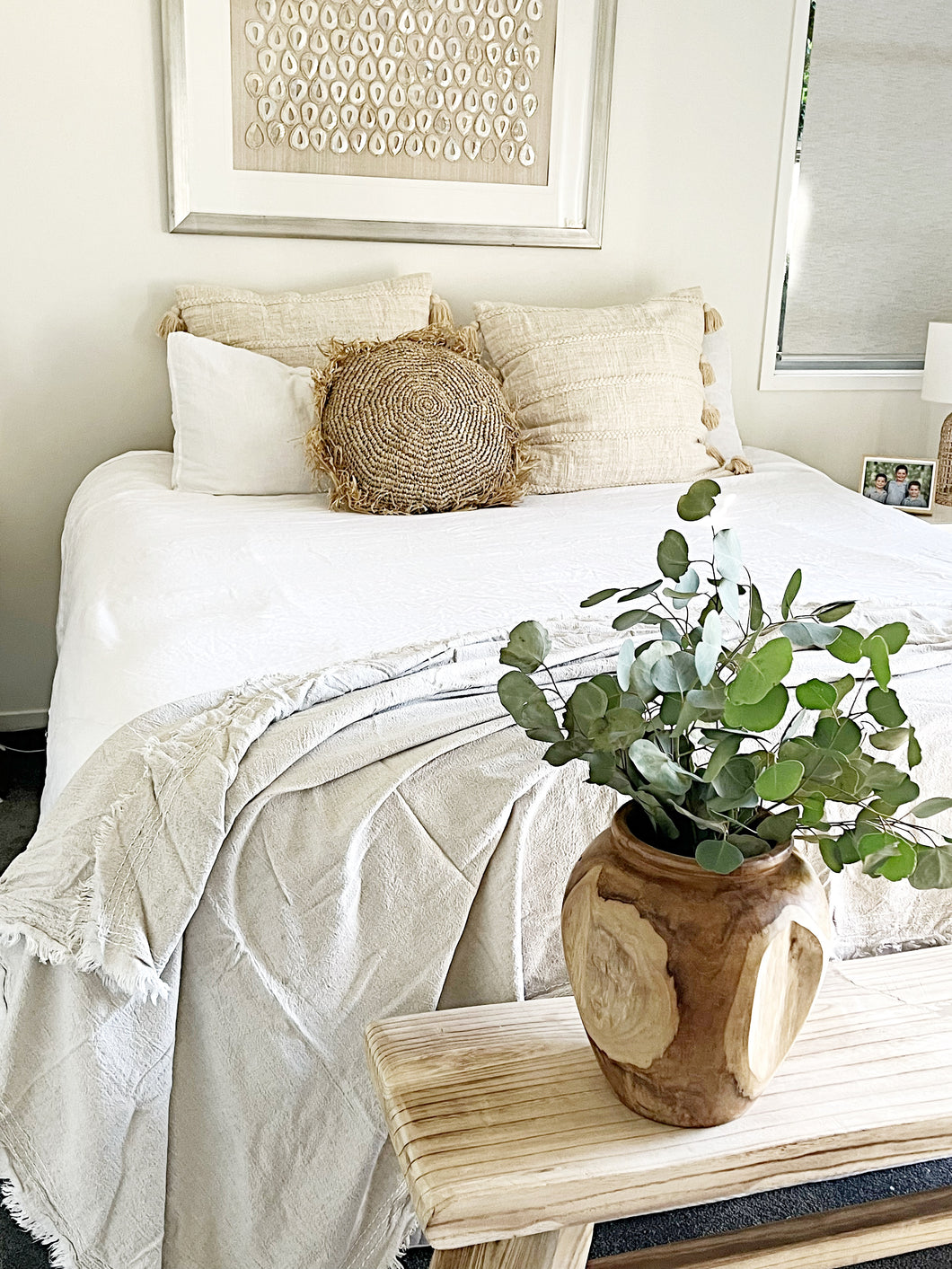 LINEN THROW BLANKET WITH FRINGING AND BORDER STITICHING