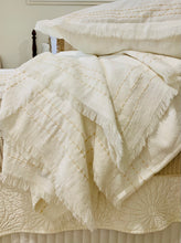 Load image into Gallery viewer, LINEN THROW BLANKET WITH FRINGING AND BORDER STITICHING
