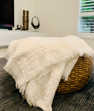 Load image into Gallery viewer, LINEN THROW BLANKET WITH FRINGING AND BORDER STITICHING
