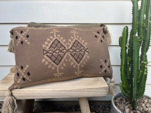 EMBROIDERED LUMBAR CUSHION